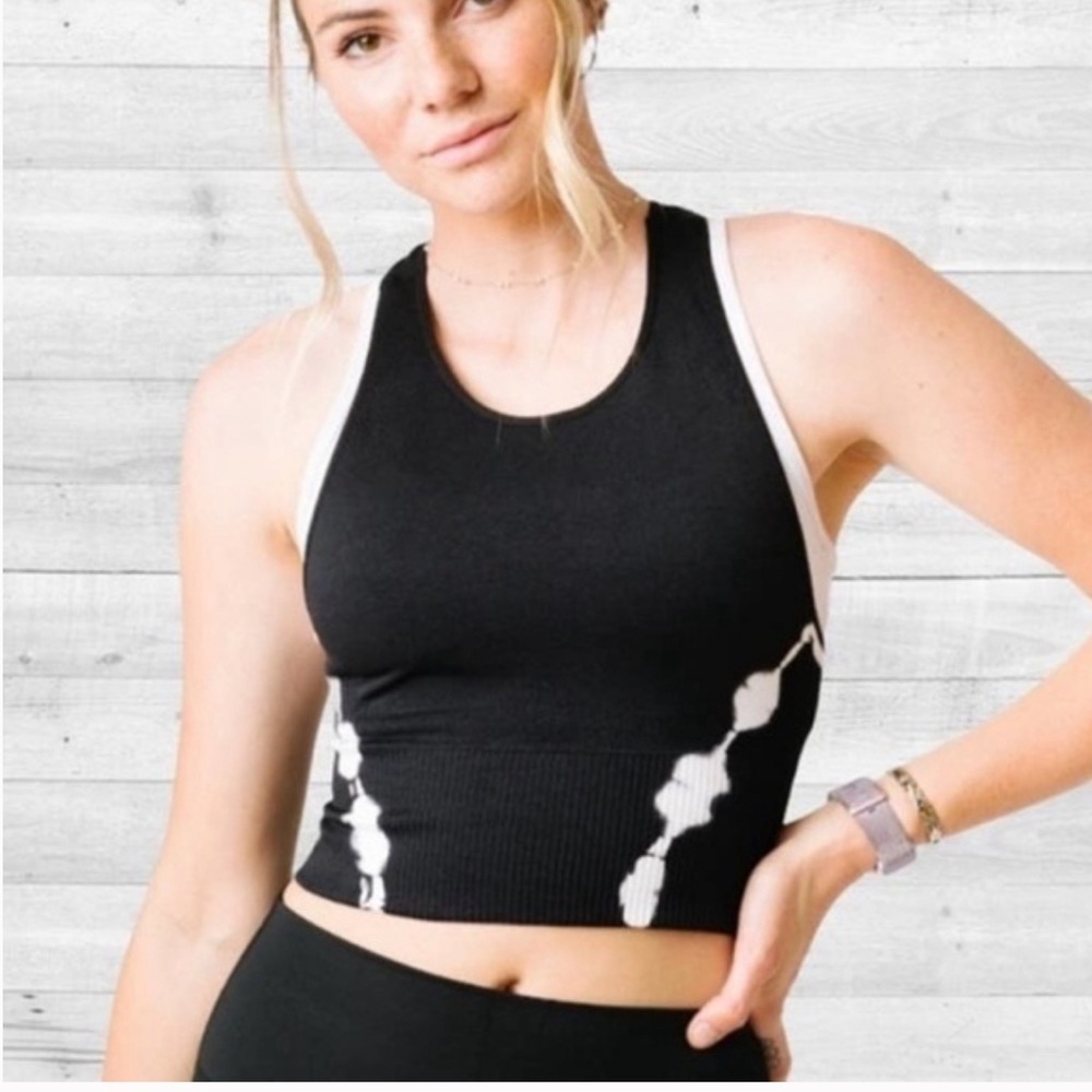 ZIYA Hendricks Cropped Tie Dye Tank Top. Size Large.